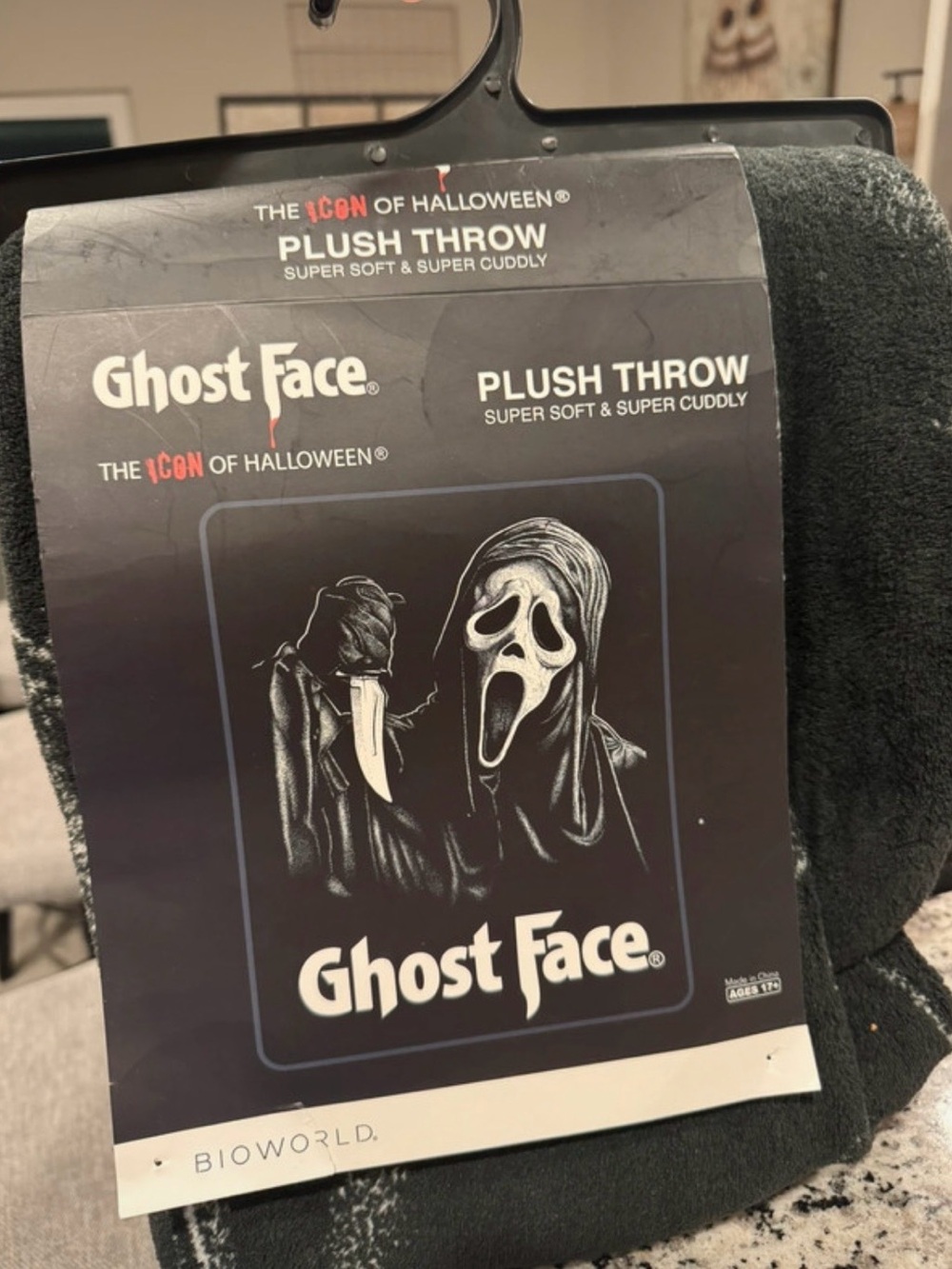 Bioworld Ghost Face "The Icon of Halloween" Plush Throw Blanket 45"x60" NWT